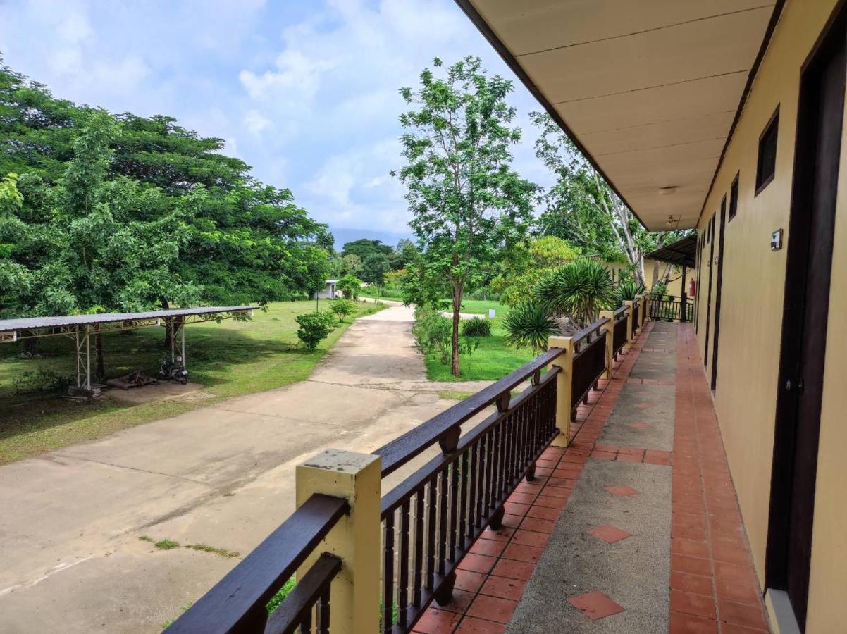 Nakakiri Resort & Spa Hin Dat Exterior foto