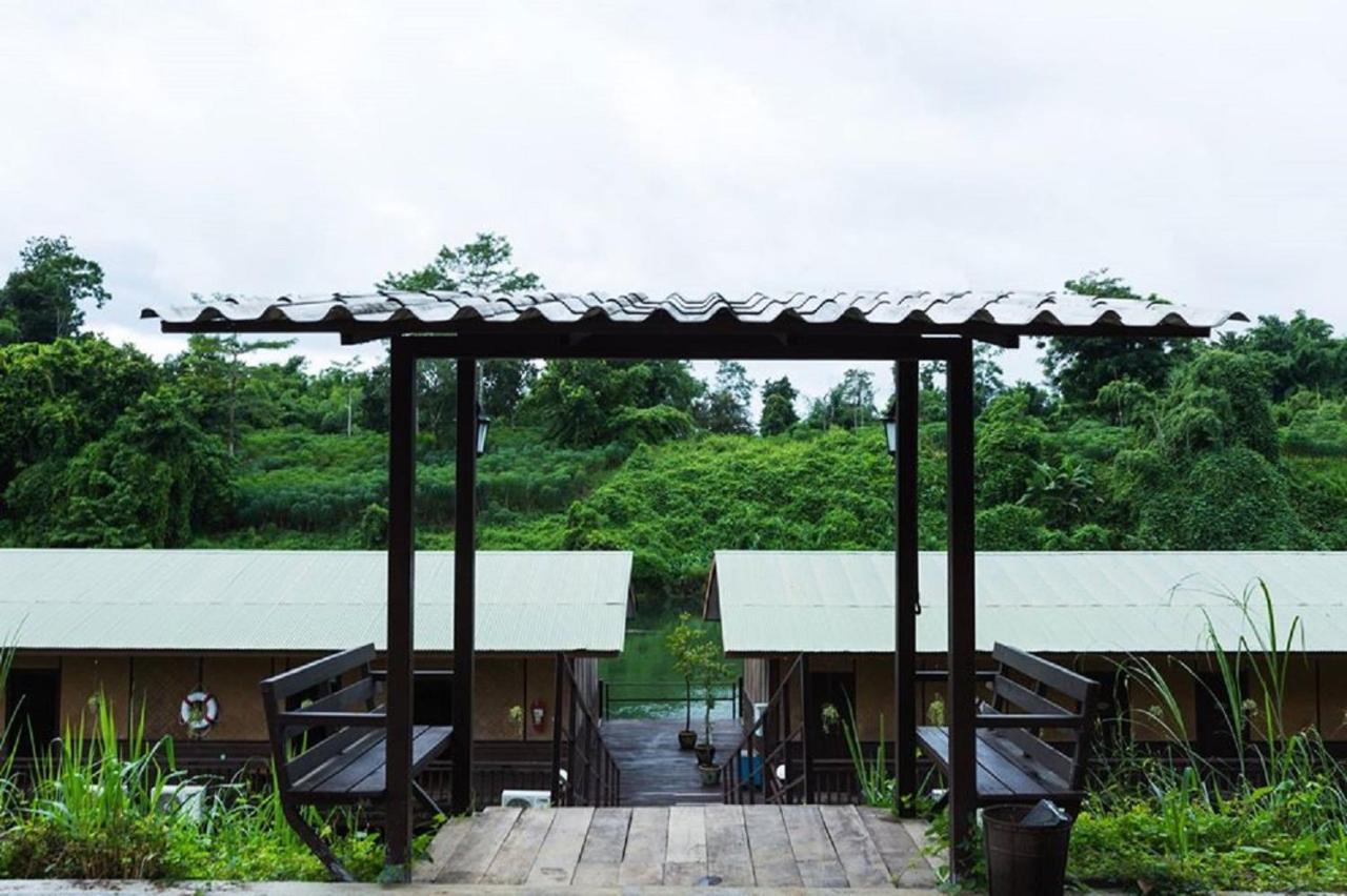 Nakakiri Resort & Spa Hin Dat Exterior foto