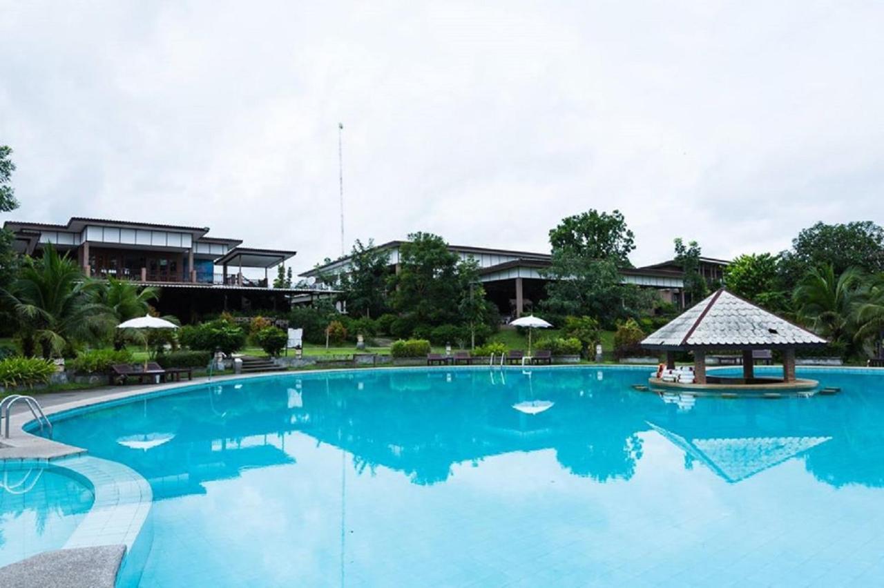 Nakakiri Resort & Spa Hin Dat Exterior foto
